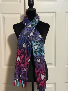 Multicolor Heart & Leopard Print Women's Scarf